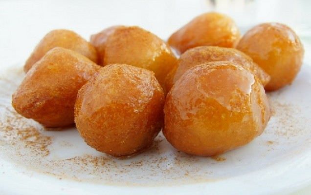 Traditional Greek Dessert Lesson. Loukoumades ( Greek donuts )